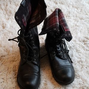 10m Black 2 Styles Combat Boot